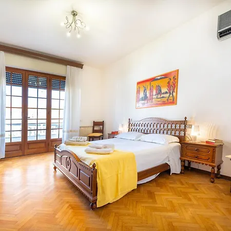 La Casa Della Giovy Apartamento *